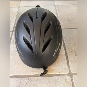 Men’s Giro Ski Helmet Large Excellent Condition